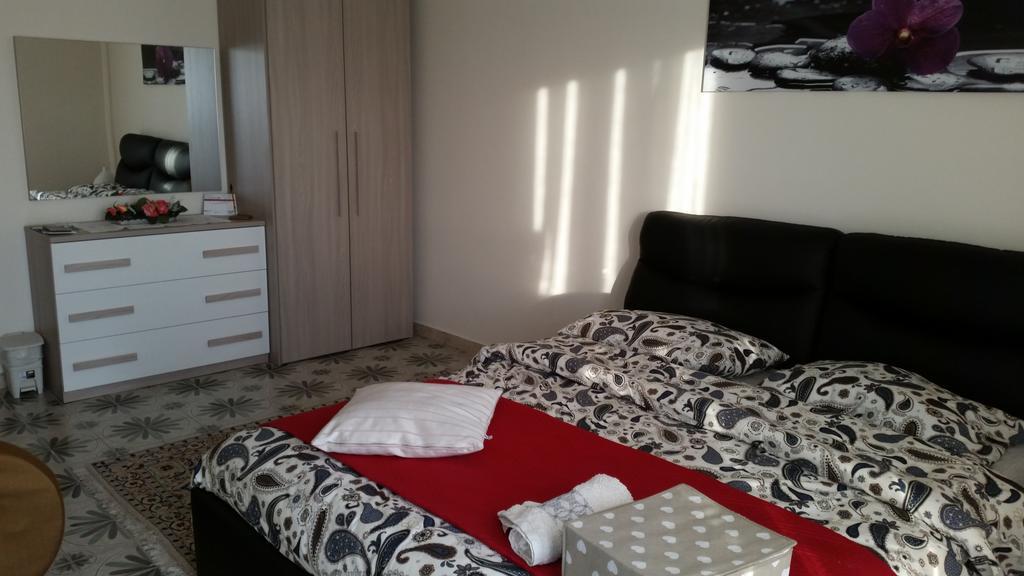 Lian Room B&B Caserta Kamer foto