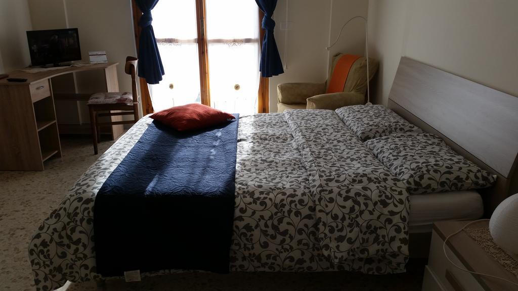 Lian Room B&B Caserta Buitenkant foto